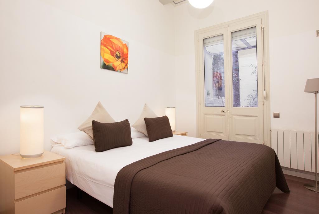 Rent Top Apartments Near Plaza De Catalunya Barcelona Kültér fotó