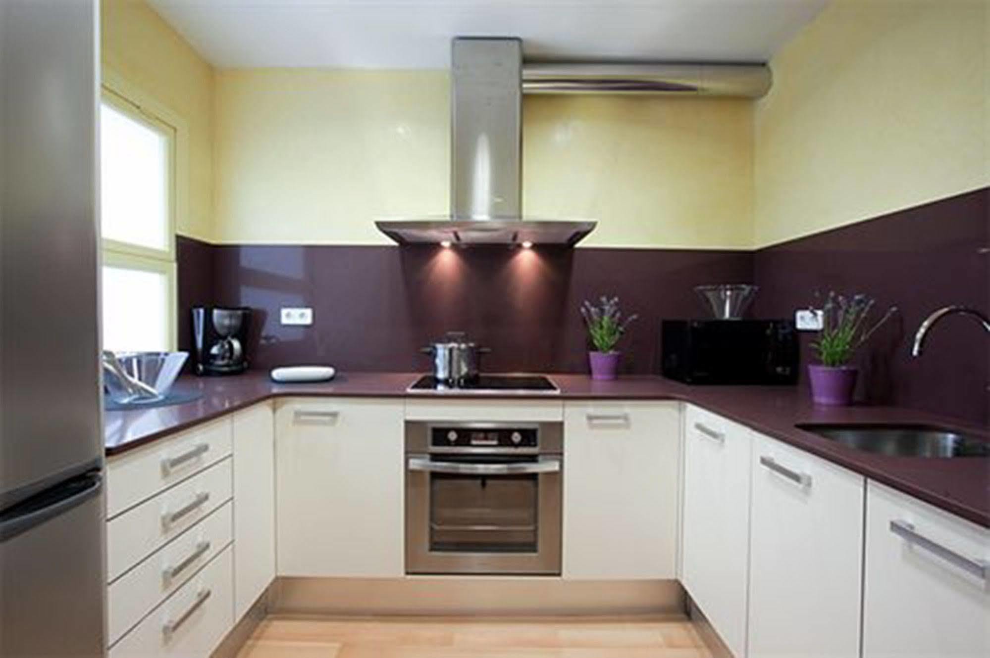 Rent Top Apartments Near Plaza De Catalunya Barcelona Kültér fotó