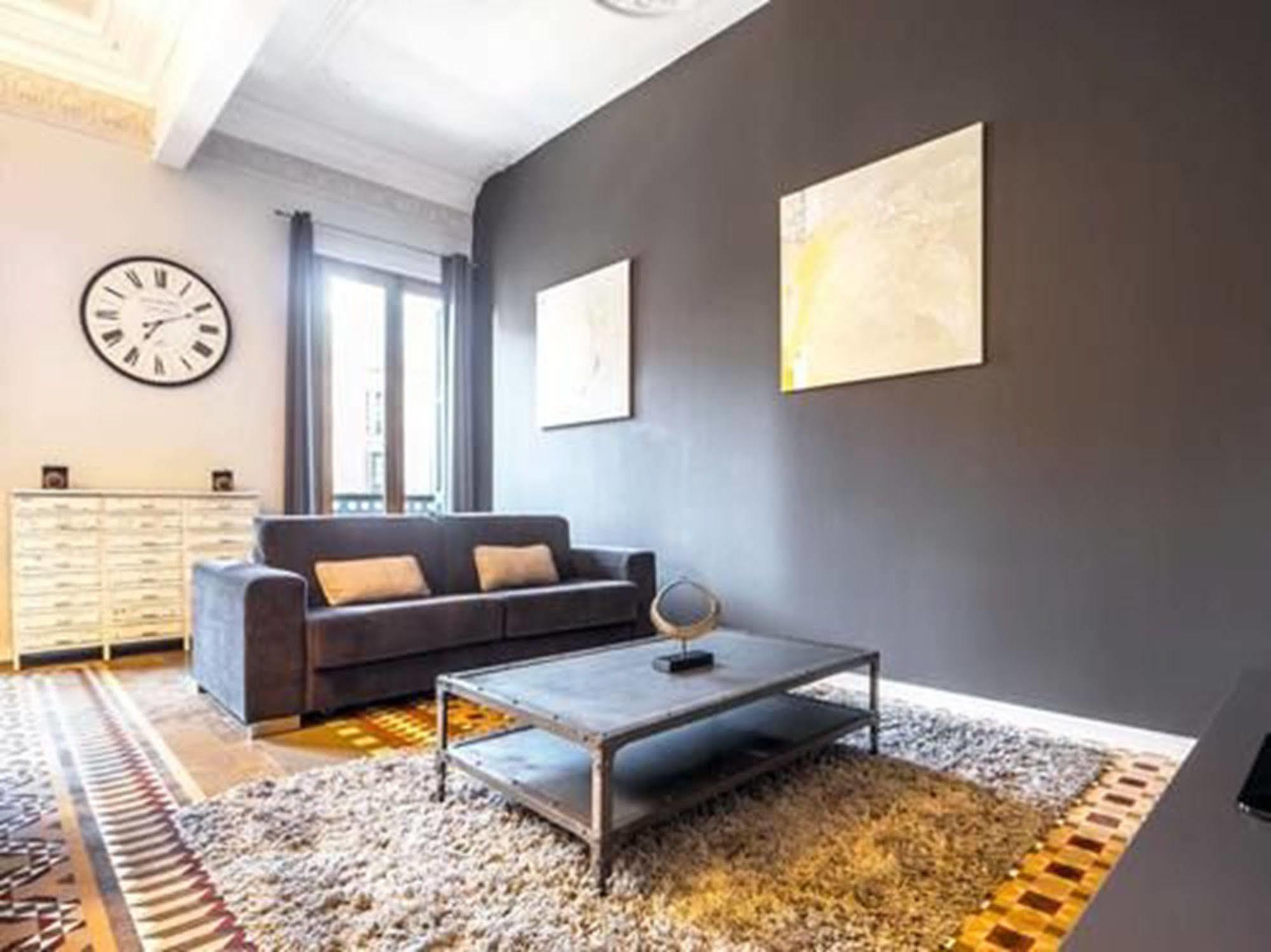 Rent Top Apartments Near Plaza De Catalunya Barcelona Kültér fotó