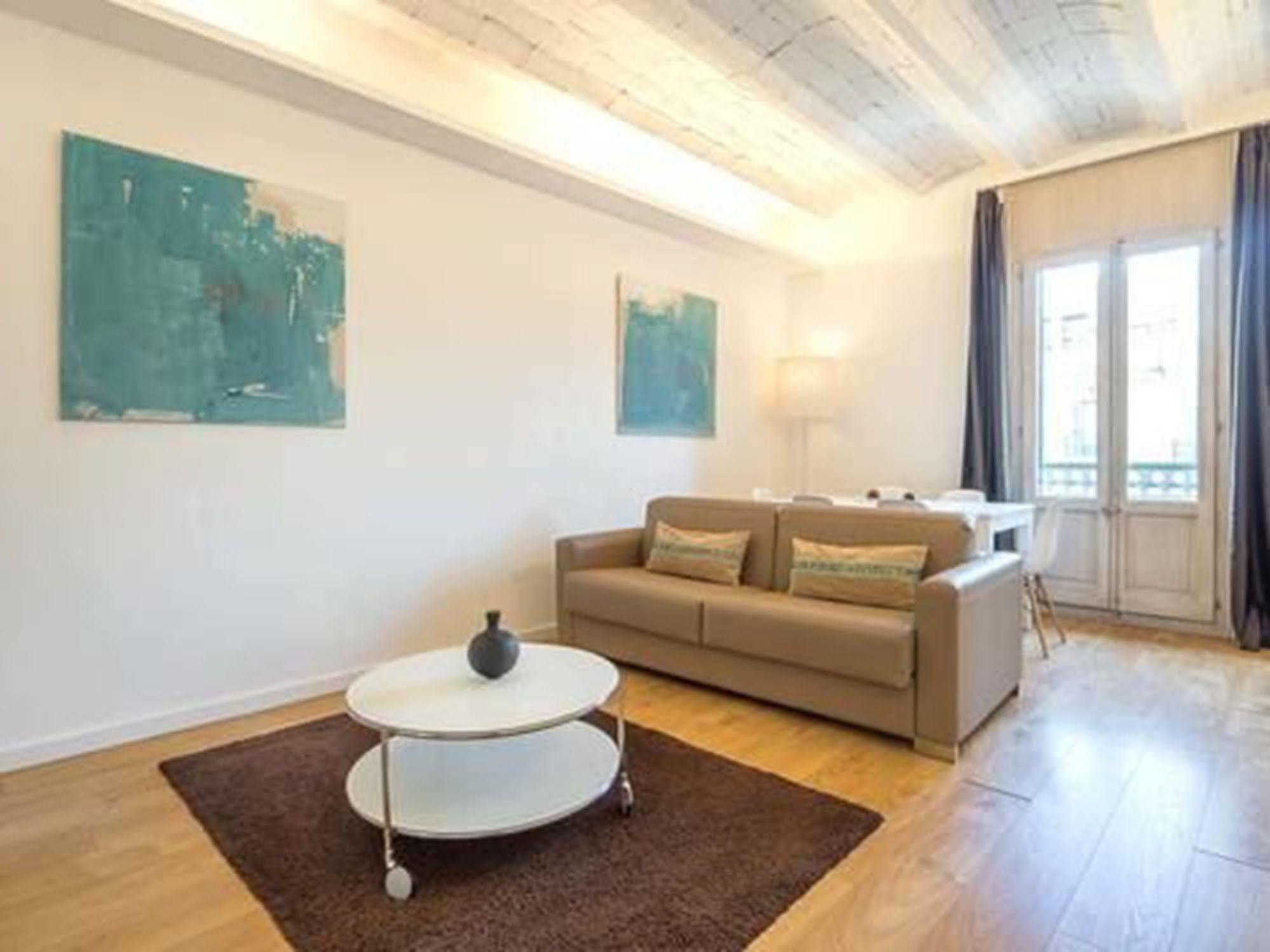 Rent Top Apartments Near Plaza De Catalunya Barcelona Kültér fotó